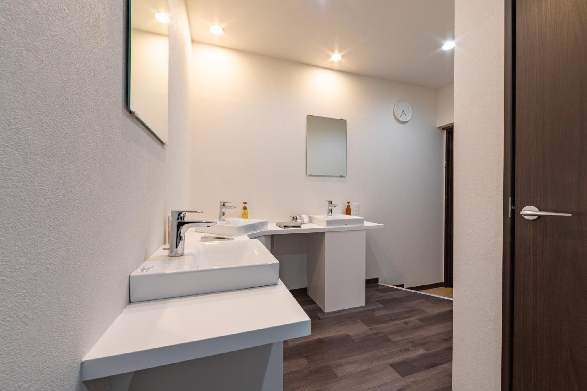 Hostel Jaq Takamatsu Bagian luar foto