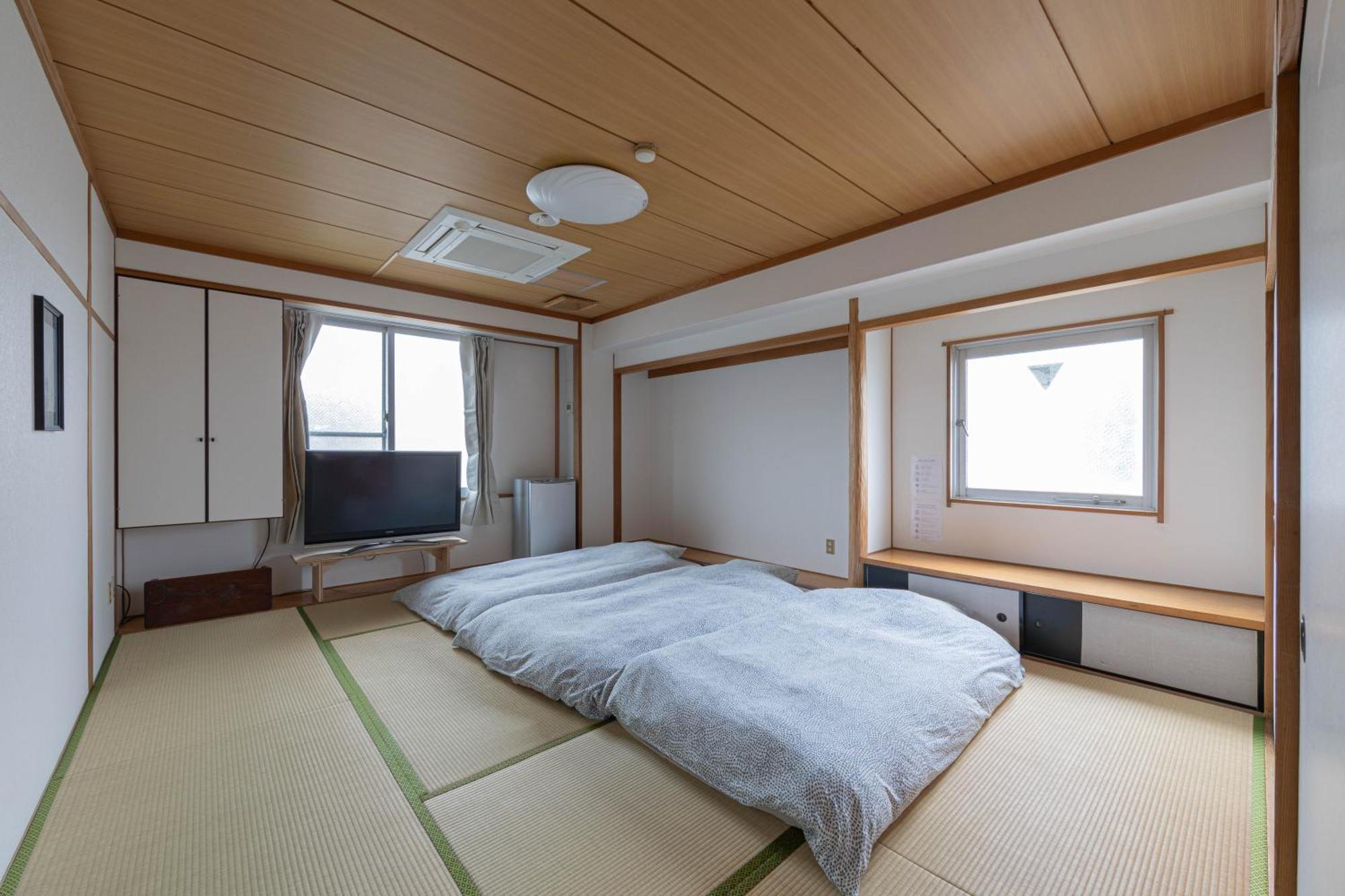 Hostel Jaq Takamatsu Bagian luar foto