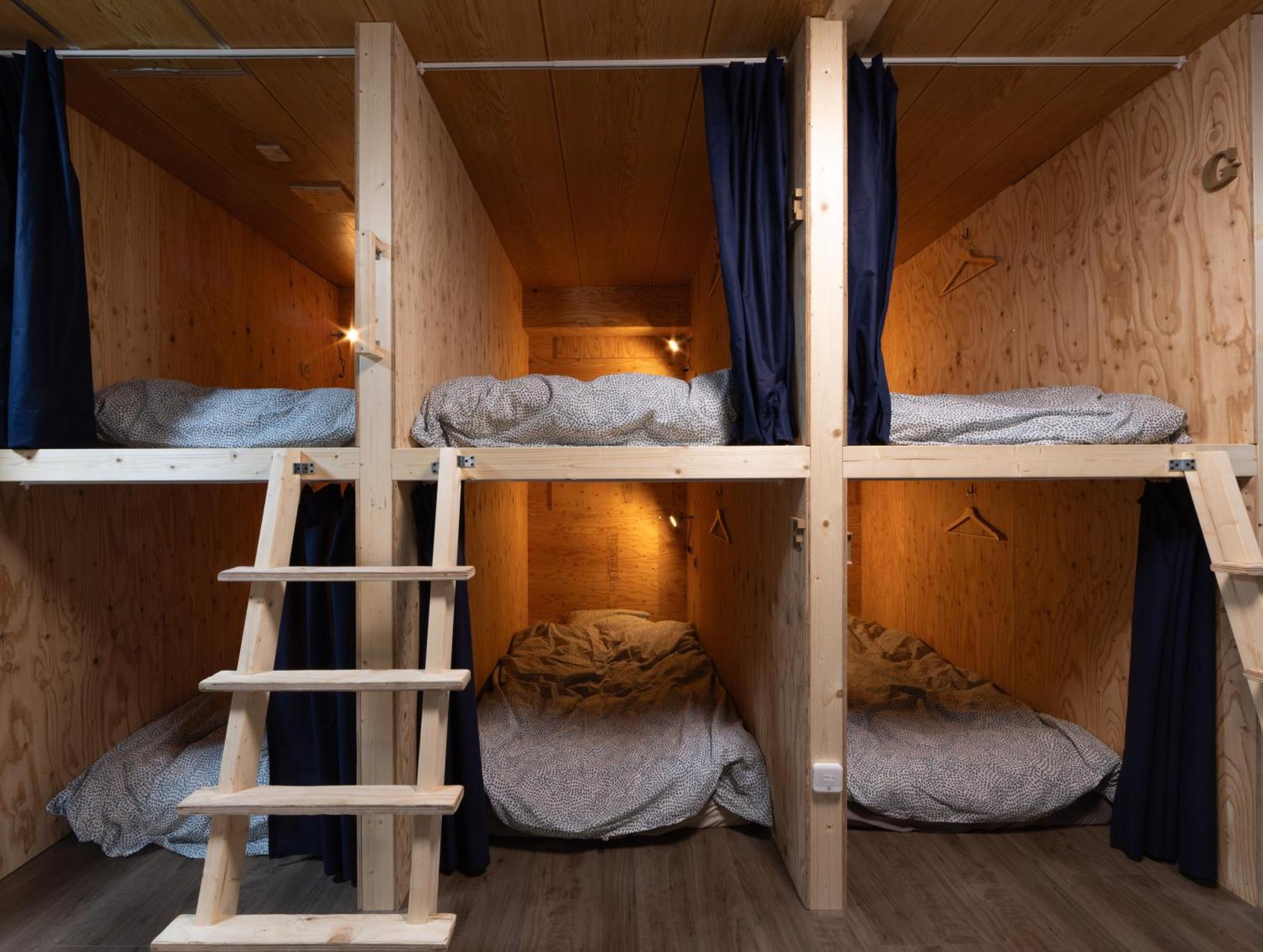 Hostel Jaq Takamatsu Bagian luar foto